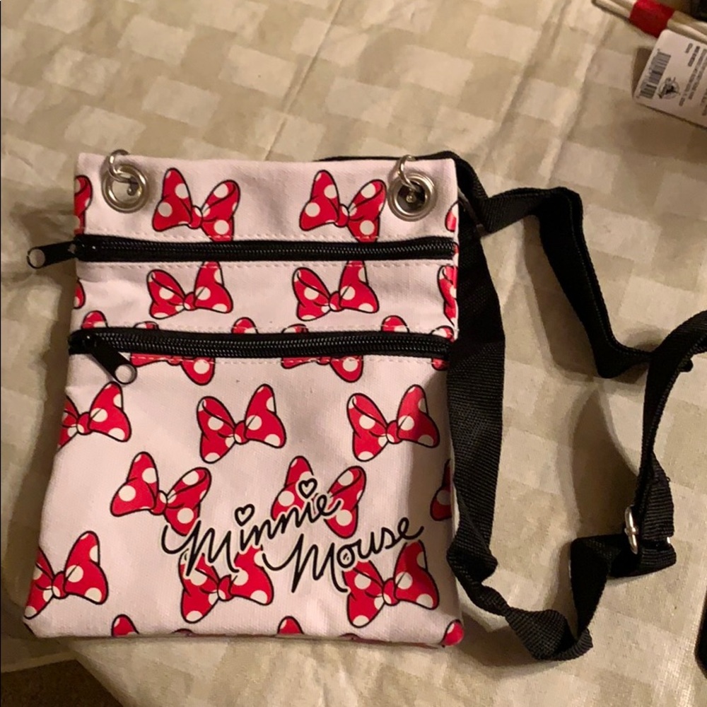 Minnie Mouse Crossbody